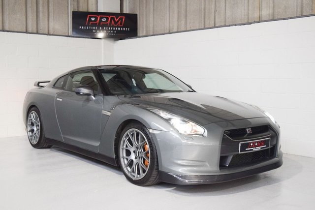 View our NISSAN GT-R
