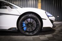 USED 2019 60 MCLAREN 600LT 3.8 V8 SSG 2d 592 BHP STUNNING - CARBON PACK 1 & 2, AXLE LIFT, CERAMIC BRAKES, HEATED MEMORY SEATS!!!!