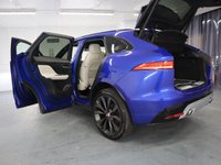 USED 2016 16 JAGUAR F-PACE 3.0 V6 FIRST EDITION AWD 5d 296 BHP STUNNING FIRST EDITION MODEL WITH JAGUAR SERVICE RECORD.