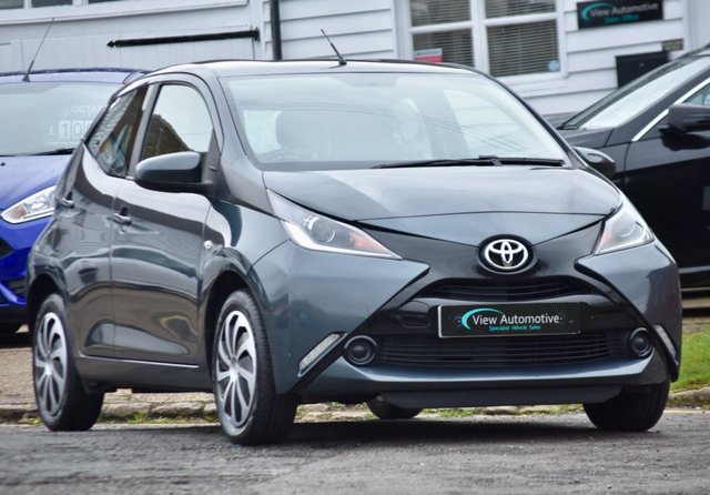 2015 15 Toyota Aygo 1.0 VVT-I X-PLAY 5d 69 BHP