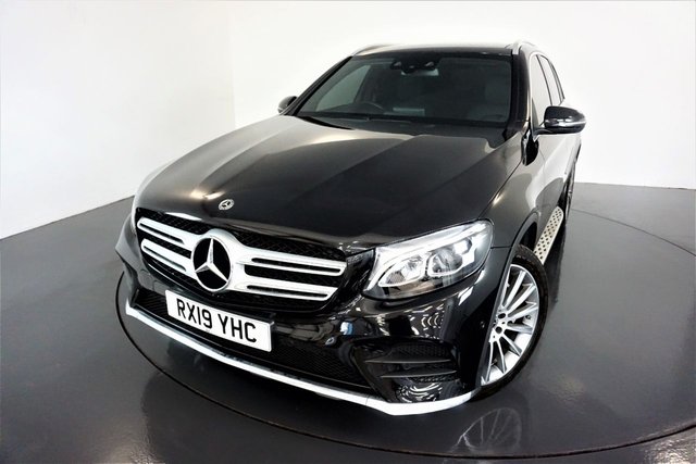 2019 19 Mercedes-Benz GLC-Class 2.1 GLC 220 D 4MATIC AMG LINE PREMIUM 5d-2 OWNER CAR-PANORAMIC SUNROOF-SIDE RUNNING BOARDS-HEATED BLACK LEATHER-ELECTRIC MEMORY SEATS-ELECTRIC FOLDING MIRRORS-AMBIENT LIGHTING-BLUETOOTH-CRUISE CONTROL-SATNAV-PARKING SENSORS-REVERSE CAMERA-DAB RADIO-PUSH BUTTON START-POWER TAILGATE-CLIMATE CONTROL