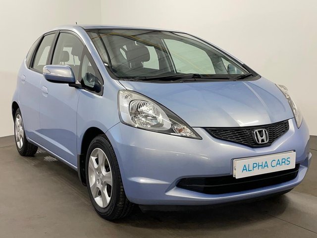 2010 59 Honda Jazz 1.3 I-VTEC ES 5d 98 BHP