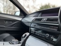 USED 2015 65 BMW 5 SERIES 3.0 535D M SPORT 4d 309 BHP Head up Display Memory Seats