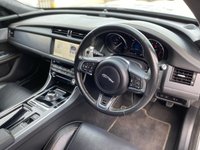USED 2018 68 JAGUAR XF 2.0 SPORT 4d 297 BHP 300 AWD