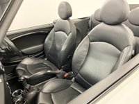 USED 2011 61 MINI CONVERTIBLE 1.6 COOPER SOHO 2d 120 BHP SOHO Limited edition