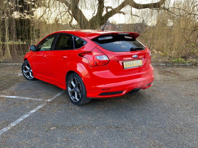 View our FORD FOCUS
