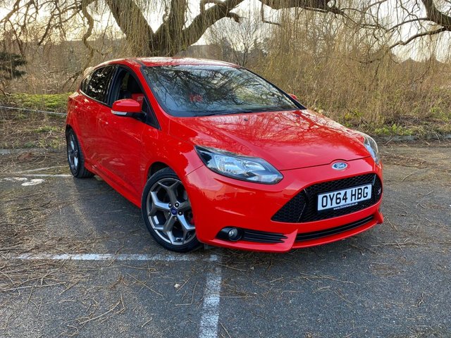 2014 64 Ford Focus 2.0 ST-2 5d 247 BHP