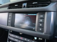 USED 2018 68 JAGUAR XF 2.0 R-SPORT 4d 177 BHP 