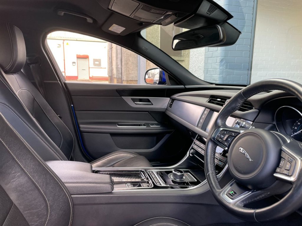 USED 2018 68 JAGUAR XF 2.0 R-SPORT 4d 177 BHP 