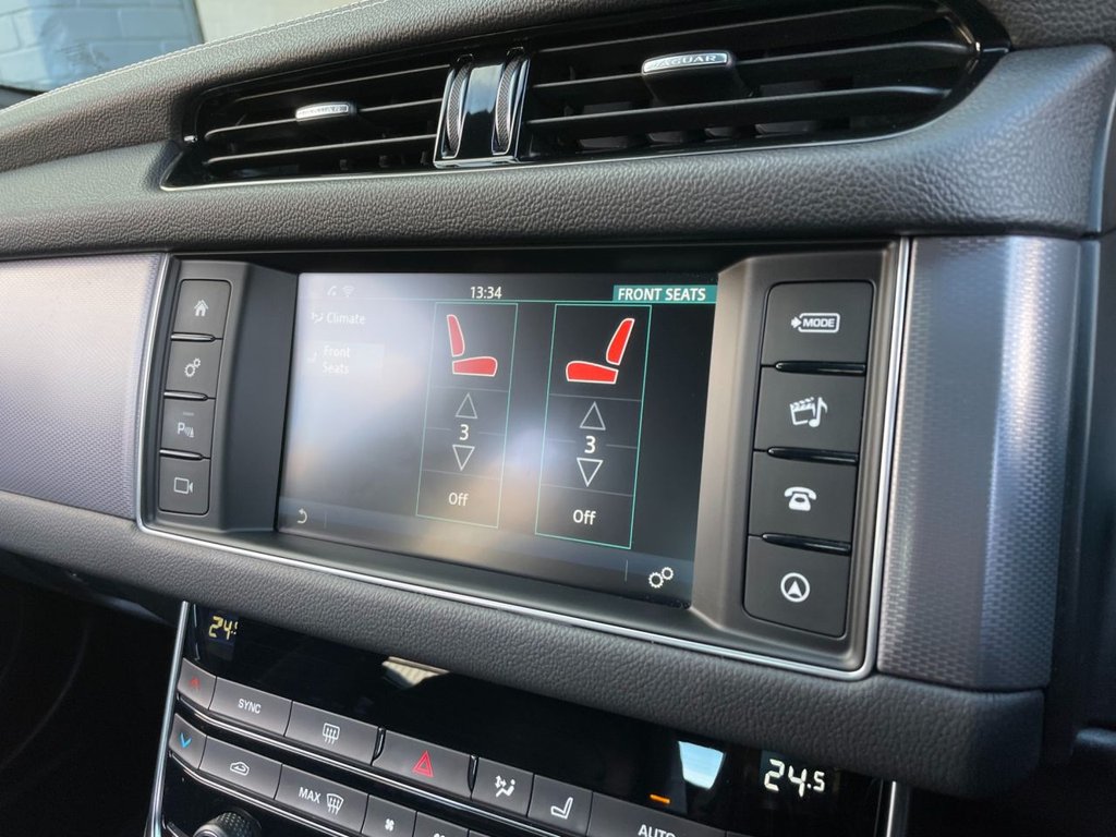 USED 2018 68 JAGUAR XF 2.0 R-SPORT 4d 177 BHP 
