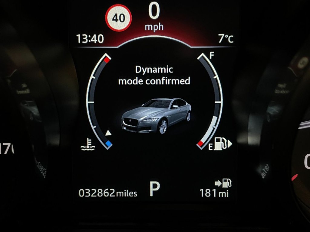 USED 2018 68 JAGUAR XF 2.0 R-SPORT 4d 177 BHP 