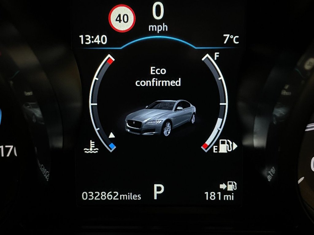 USED 2018 68 JAGUAR XF 2.0 R-SPORT 4d 177 BHP 