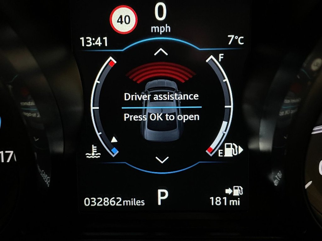 USED 2018 68 JAGUAR XF 2.0 R-SPORT 4d 177 BHP 