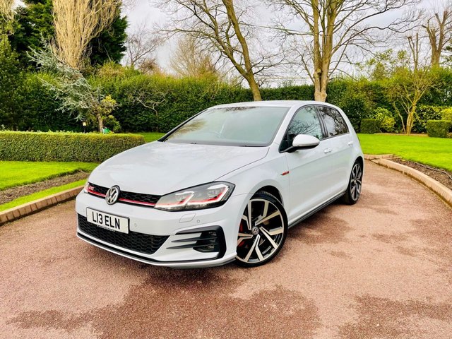 View our VOLKSWAGEN GOLF
