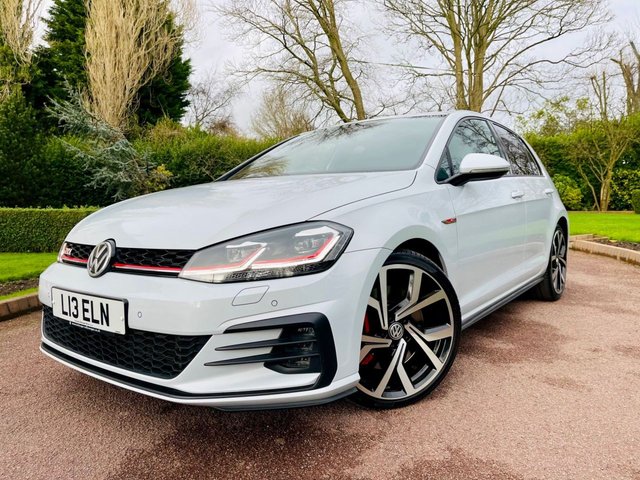 View our VOLKSWAGEN GOLF