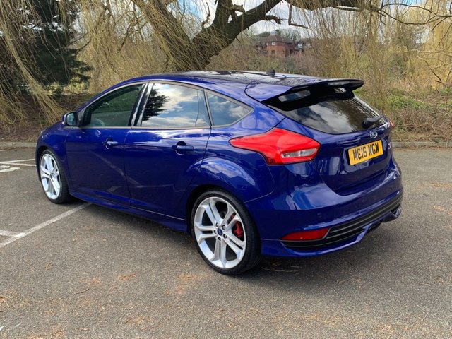 View our FORD FOCUS