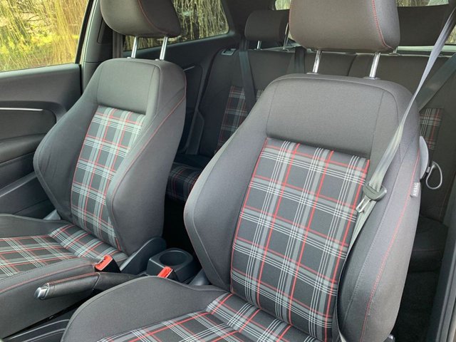 View our VOLKSWAGEN POLO