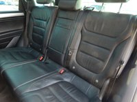 USED 2017 66 VOLKSWAGEN TOUAREG 3.0 V6 R-LINE TDI BLUEMOTION TECHNOLOGY 5d 259 BHP FSH - 2 Owners