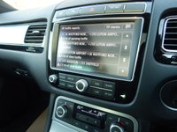 USED 2017 66 VOLKSWAGEN TOUAREG 3.0 V6 R-LINE TDI BLUEMOTION TECHNOLOGY 5d 259 BHP FSH - 2 Owners