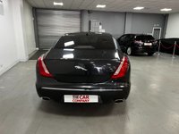 USED 2014 14 JAGUAR XJ 3.0 D V6 PORTFOLIO L 4d 275 BHP * PAN ROOF * CLIMATE *  PRIVACY * NAV * 20" ALLOYS * PARKING SENSORS *