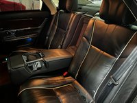 USED 2014 14 JAGUAR XJ 3.0 D V6 PORTFOLIO L 4d 275 BHP * PAN ROOF * CLIMATE *  PRIVACY * NAV * 20" ALLOYS * PARKING SENSORS *