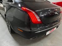 USED 2014 14 JAGUAR XJ 3.0 D V6 PORTFOLIO L 4d 275 BHP * PAN ROOF * CLIMATE *  PRIVACY * NAV * 20" ALLOYS * PARKING SENSORS *