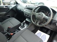 USED 2012 12 VOLKSWAGEN TIGUAN 2.0 S TDI BLUEMOTION TECHNOLOGY 4MOTION DSG 5d 138 BHP www.suffolkcarcentre.co.uk - Located at Reydon