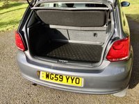 USED 2010 59 VOLKSWAGEN POLO 1.4 SE 3d 85 BHP 1 RETIRED OWNER//X12 SERVICE STAMPS//ALLOYS//AIRCON//X4 AIRBAGS 85 BHP 1 RETIRED OWNER//X12 SERVICE STAMPS//ALLOYS//AIRCON//X4 AIRBAGS