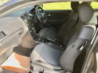 USED 2010 59 VOLKSWAGEN POLO 1.4 SE 3d 85 BHP 1 RETIRED OWNER//X12 SERVICE STAMPS//ALLOYS//AIRCON//X4 AIRBAGS 85 BHP 1 RETIRED OWNER//X12 SERVICE STAMPS//ALLOYS//AIRCON//X4 AIRBAGS