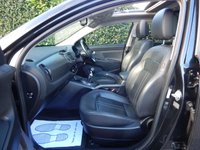 USED 2013 63 KIA SPORTAGE 1.7 CRDI 3 SAT NAV 5d 114 BHP Eco Dynamics-TWIN ROOFS-18in Alloys