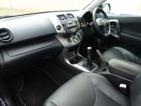 USED 2006 06 TOYOTA RAV4 2.0 XT4 VVT-I 5d 151 BHP www.suffolkcarcentre.co.uk - Located at Reydon