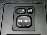 USED 2006 06 TOYOTA RAV4 2.0 XT4 VVT-I 5d 151 BHP www.suffolkcarcentre.co.uk - Located at Reydon