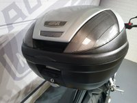USED 2018 18 HONDA CB125R NA-J WITH GIVI TOP BOX