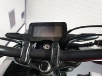 USED 2018 18 HONDA CB125R NA-J WITH GIVI TOP BOX