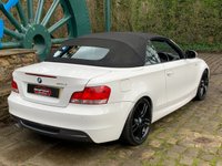 USED 2010 10 BMW 1 SERIES 2.0 118D M SPORT 2d 141 BHP 2010 BMW 118D 2.0 DIESEL M/SPORT CONVERTIBLE - FULL BLACK LEATHER - 18 INCH M/SPORT UPGRADE GLOSS BLACK ALLOYS - START/STOP - AIR CONDITIONING