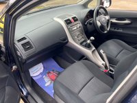 USED 2009 59 TOYOTA AURIS 1.3 TR VVT-I S/S 5d 99 BHP Great Value Toyota Auris Family Hatchback