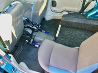 USED 2009 09 RENAULT KANGOO 1.6 AUTHENTIQUE 16V 5d AUTO 94 BHP x12 SERVICE STAMPS//ONLY 32,500 MILES// HAND CONTROLS FOR BRAKE AND ACCELERATOR (REMOVABLE)
