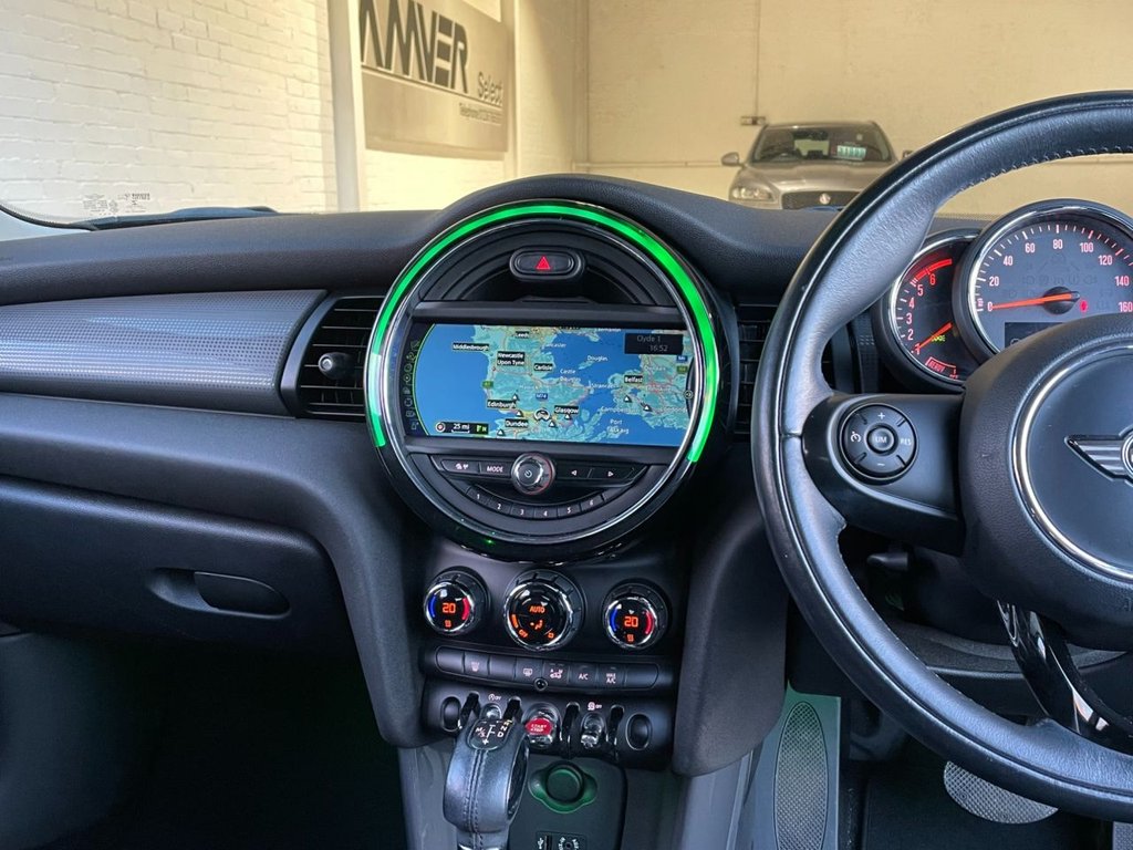 USED 2015 15 MINI HATCH COOPER 1.5 COOPER D 5d 114 BHP 