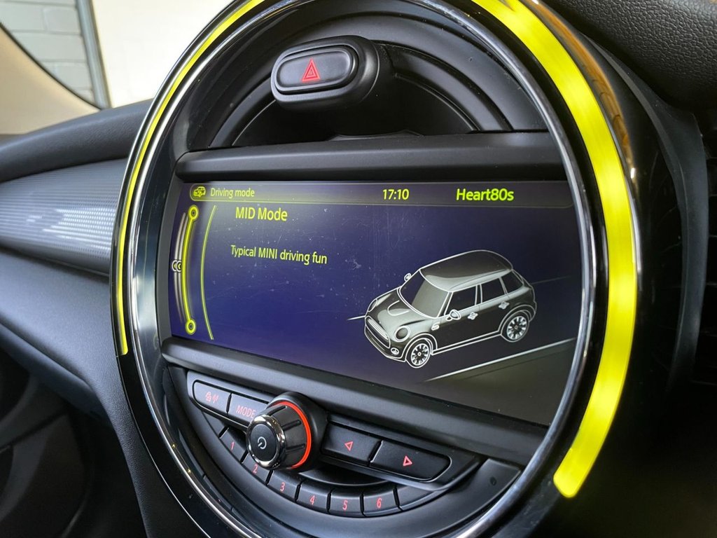 USED 2015 15 MINI HATCH COOPER 1.5 COOPER D 5d 114 BHP 