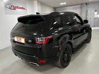 USED 2018 18 LAND ROVER RANGE ROVER SPORT 3.0 SDV6 AUTOBIOGRAPHY DYNAMIC 5d 306 BHP * PAN ROOF * HEAD UP DISPLAY, * 22"  ALLOYS,HEATED AND COOLED SEATS,FRIDGE *