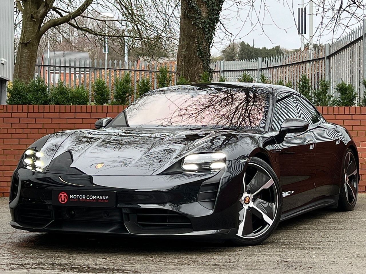 2020 L PORSCHE TAYCAN Performance Plus 93.4kWh Turbo S Auto 4WD 4dr