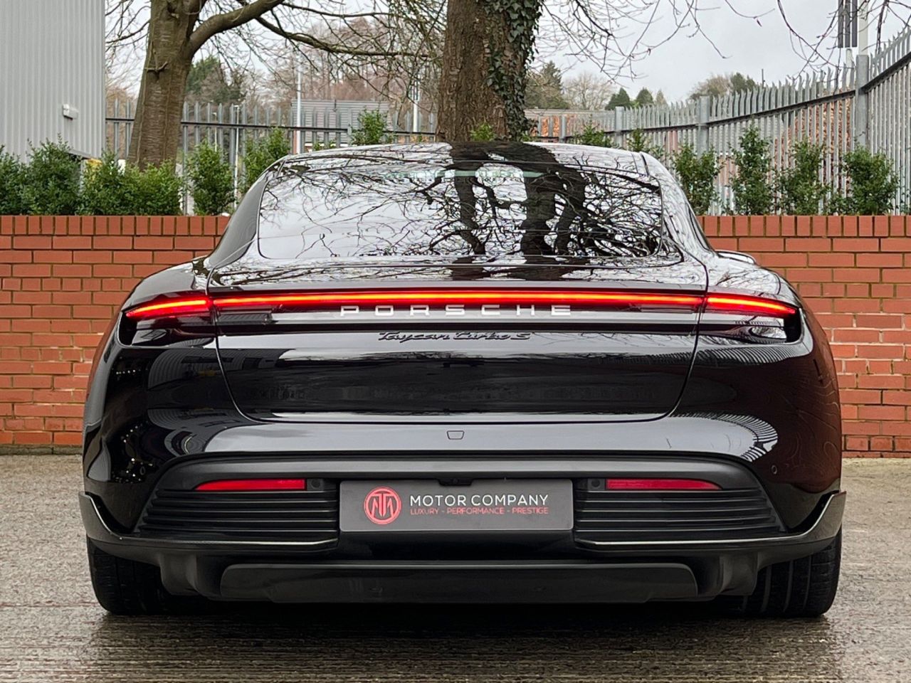 2020 L PORSCHE TAYCAN Performance Plus 93.4kWh Turbo S Auto 4WD 4dr