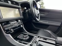 USED 2016 66 JAGUAR XF 3.0 V6 S 4d 296 BHP Black Pack, 20" Alloys, Sun Roof
