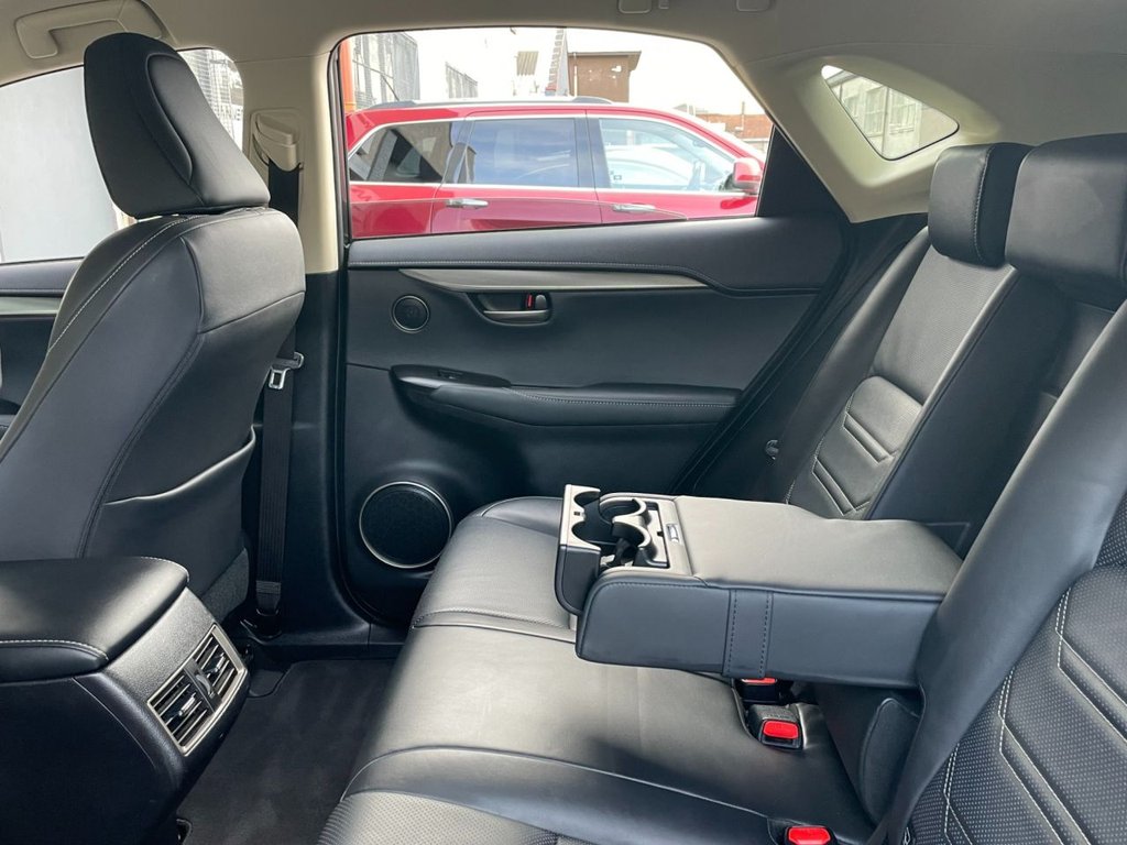 USED 2015 64 LEXUS NX 2.5 300H LUXURY 5d 153 BHP 