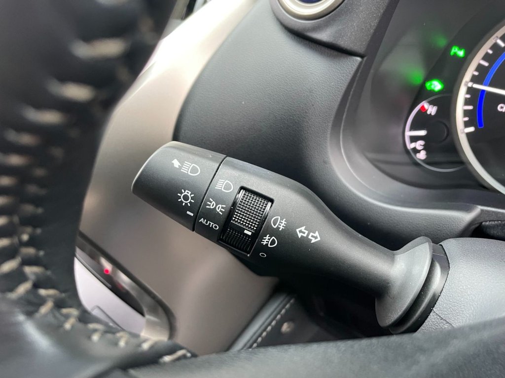 USED 2015 64 LEXUS NX 2.5 300H LUXURY 5d 153 BHP 