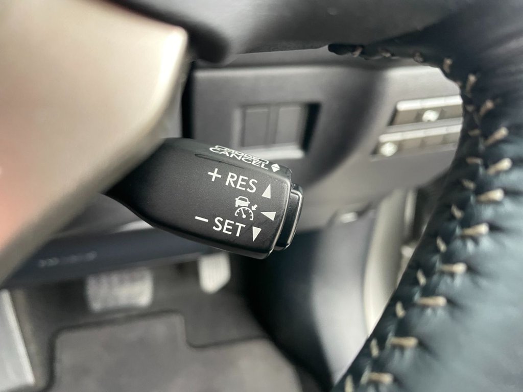 USED 2015 64 LEXUS NX 2.5 300H LUXURY 5d 153 BHP 