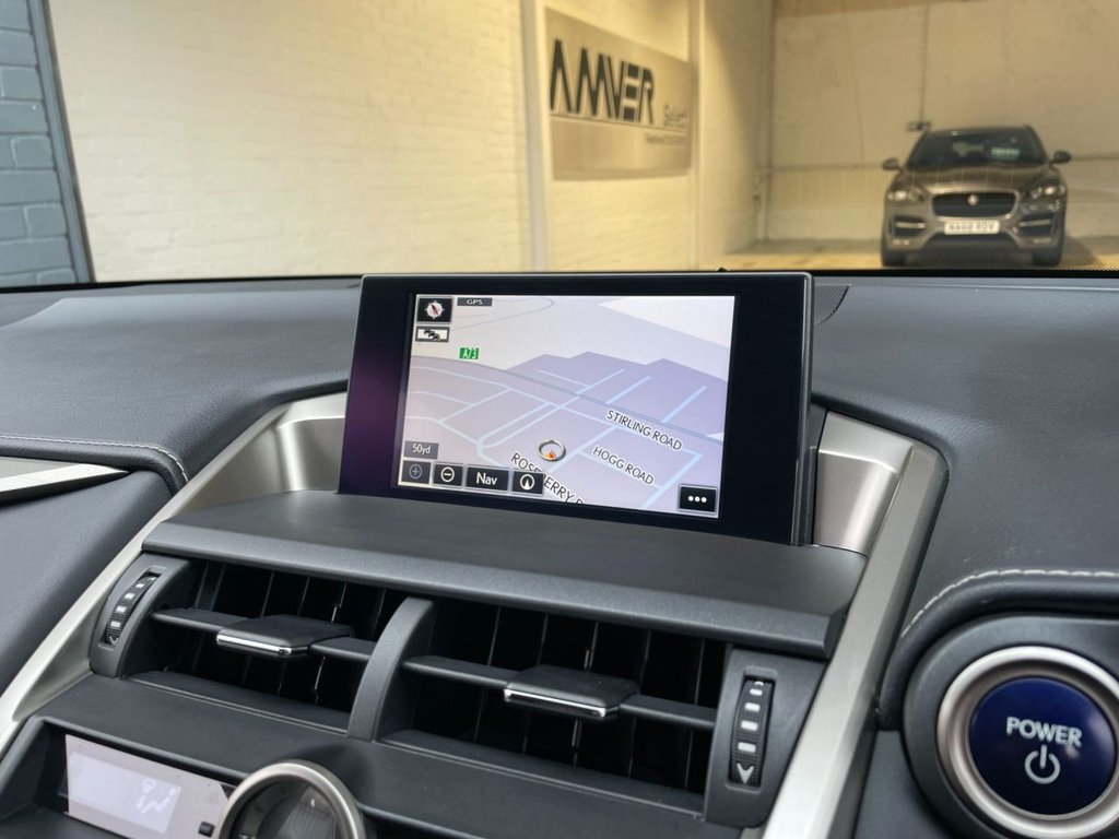 USED 2015 64 LEXUS NX 2.5 300H LUXURY 5d 153 BHP 