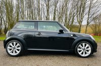 USED 2012 62 MINI HATCH COOPER 1.6 COOPER D 3d 112 BHP &pound;4885 of FACTORY FITTED EXTRAS. EXCELLENT CONDITION. LOVELY CAR.