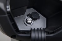 USED 2022 KYMCO XTOWN 125 EURO 5 AVAILABLE IN BLACK OR SILVER