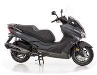 USED 2022 KYMCO XTOWN 125 EURO 5 AVAILABLE IN BLACK OR SILVER